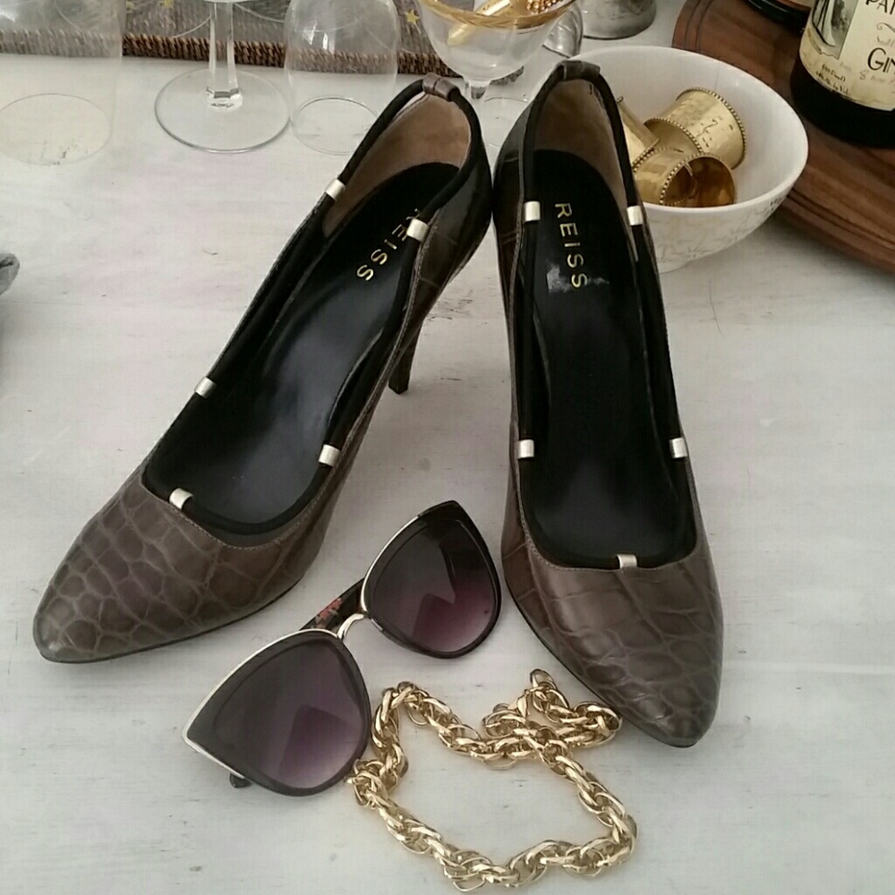 Reiss "Prego" grey heels